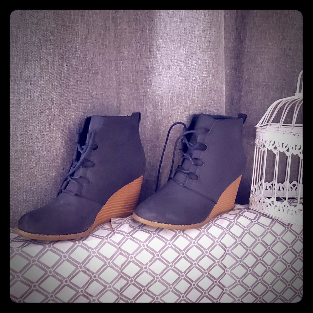 Nautica Womens Dress Shoes| NWOT | Dark Navy Blye